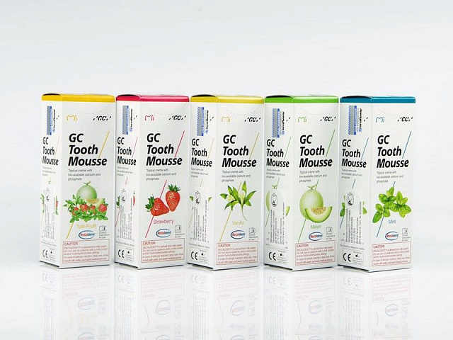 Мусс для зубов Tooth Mousse 40 г клубника GC